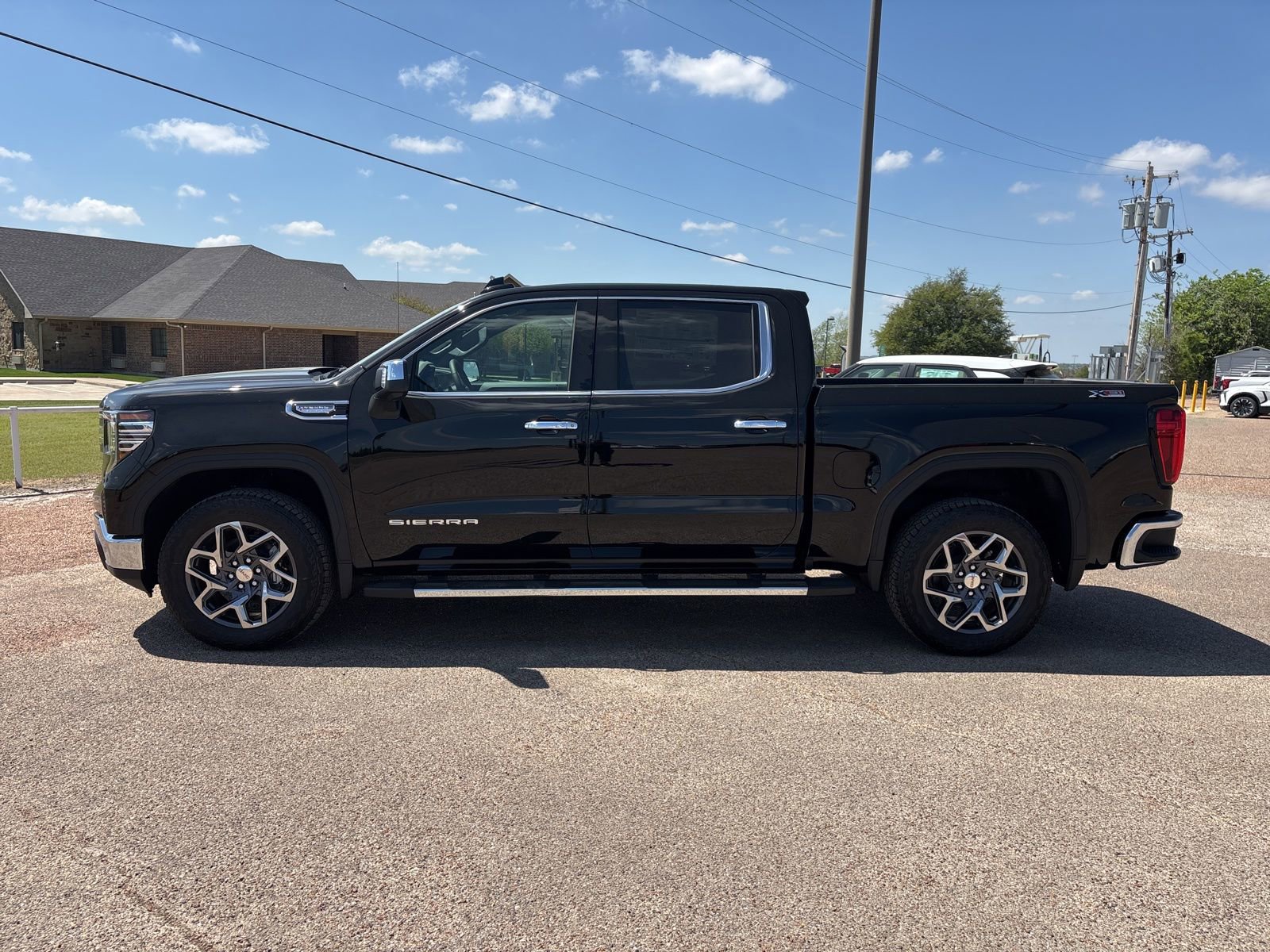 New 2026 GMC Sierra 1500 SLT video 2
