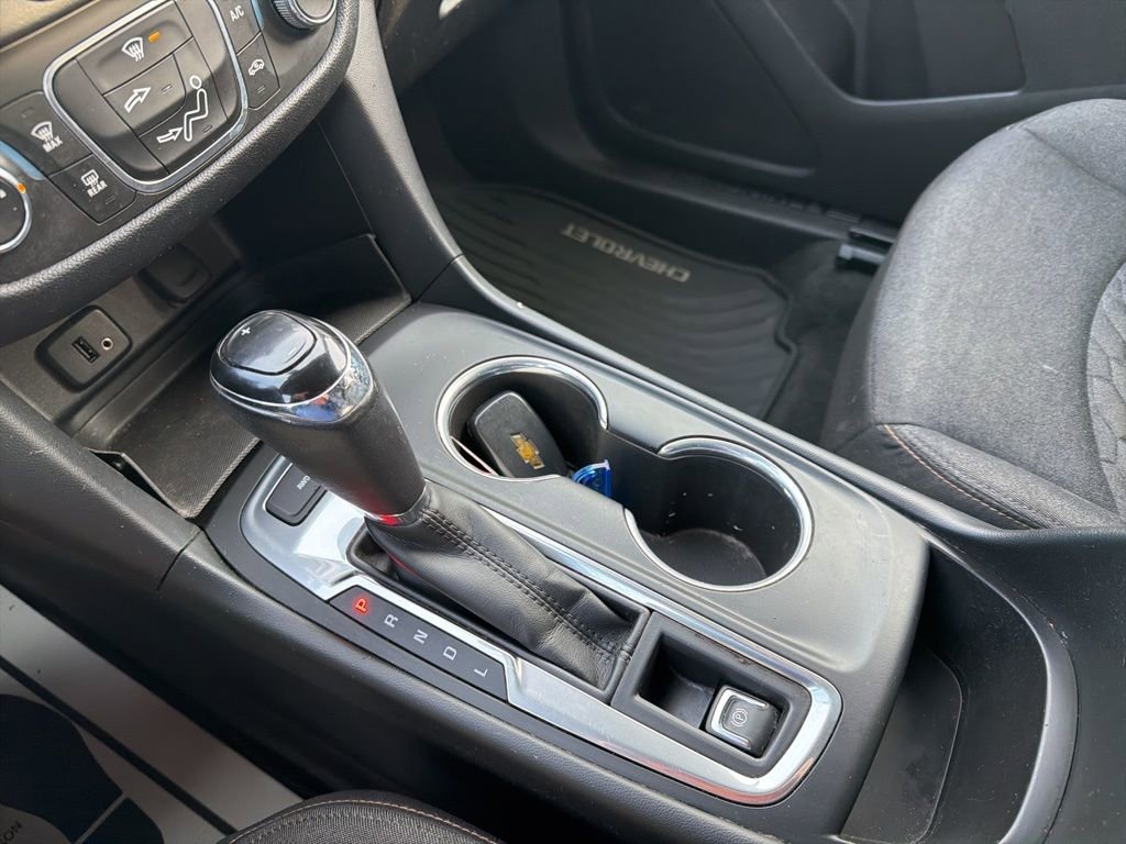 Used 2018 Chevrolet Equinox LT image 33