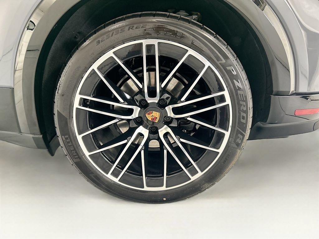 New 2026 Porsche Cayenne Electric AWD/4WD image 31