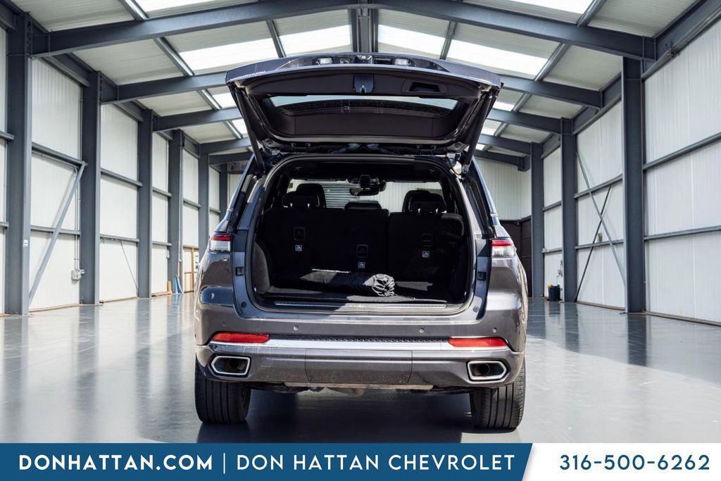Used 2022 Jeep Grand Cherokee Summit AWD/4WD image 28