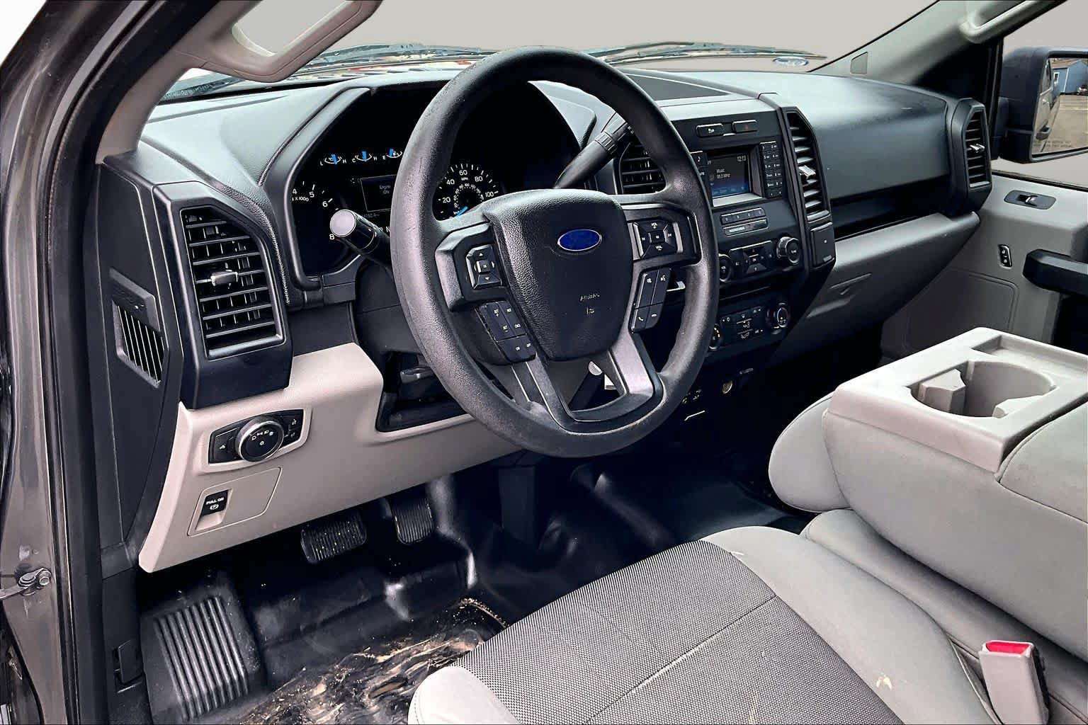Used 2015 Ford F150 XL w/ Equipment Group 101A Mid RWD image 18