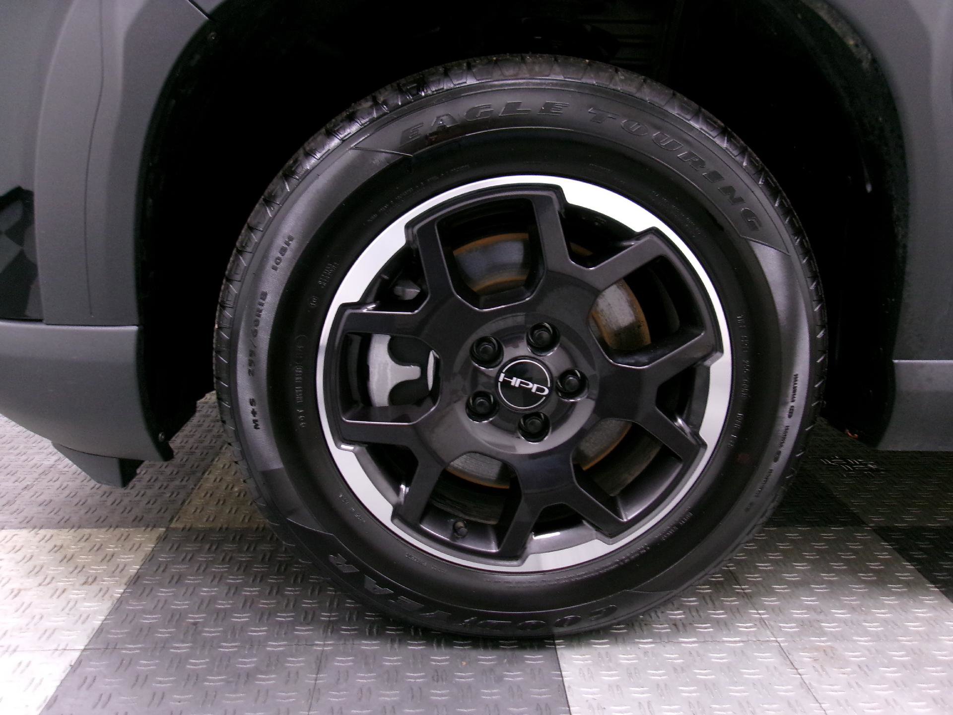 Used 2025 Honda Pilot EX-L image 16