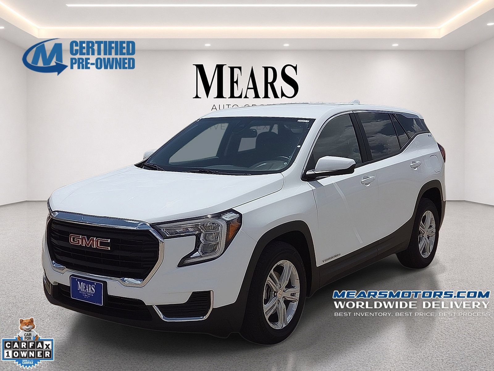 Used 2024 GMC Terrain SLE FWD image 1