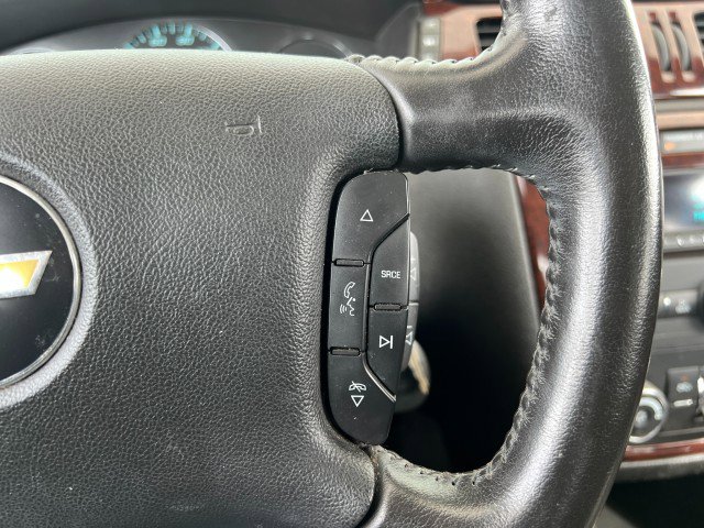 Used 2011 Chevrolet Impala LT image 21
