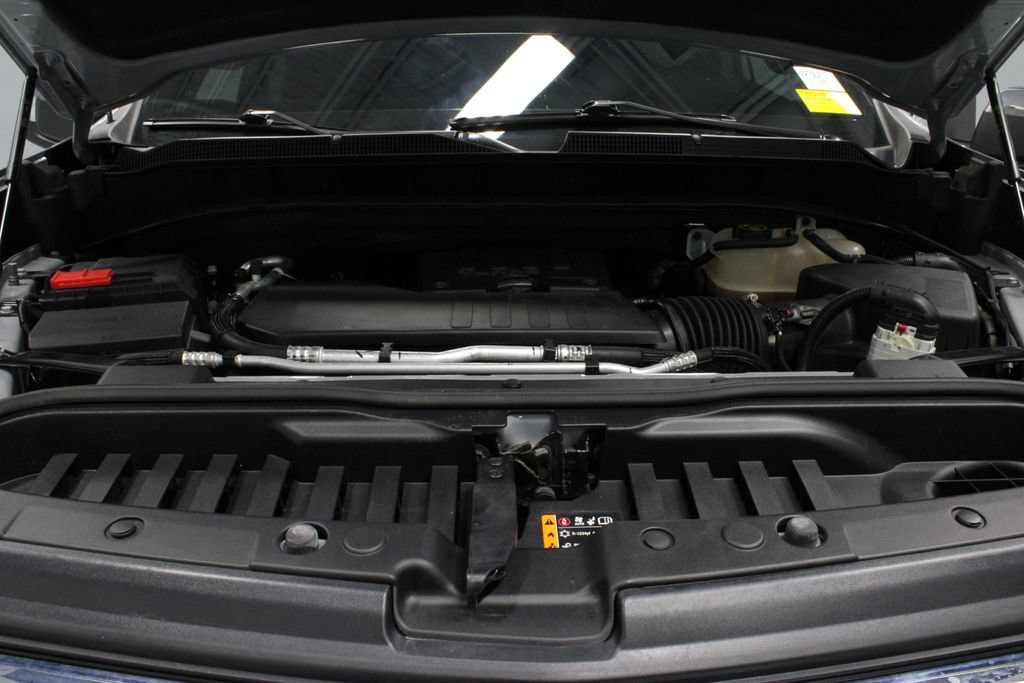 Used 2024 Chevrolet Silverado 1500 LT AWD/4WD image 13