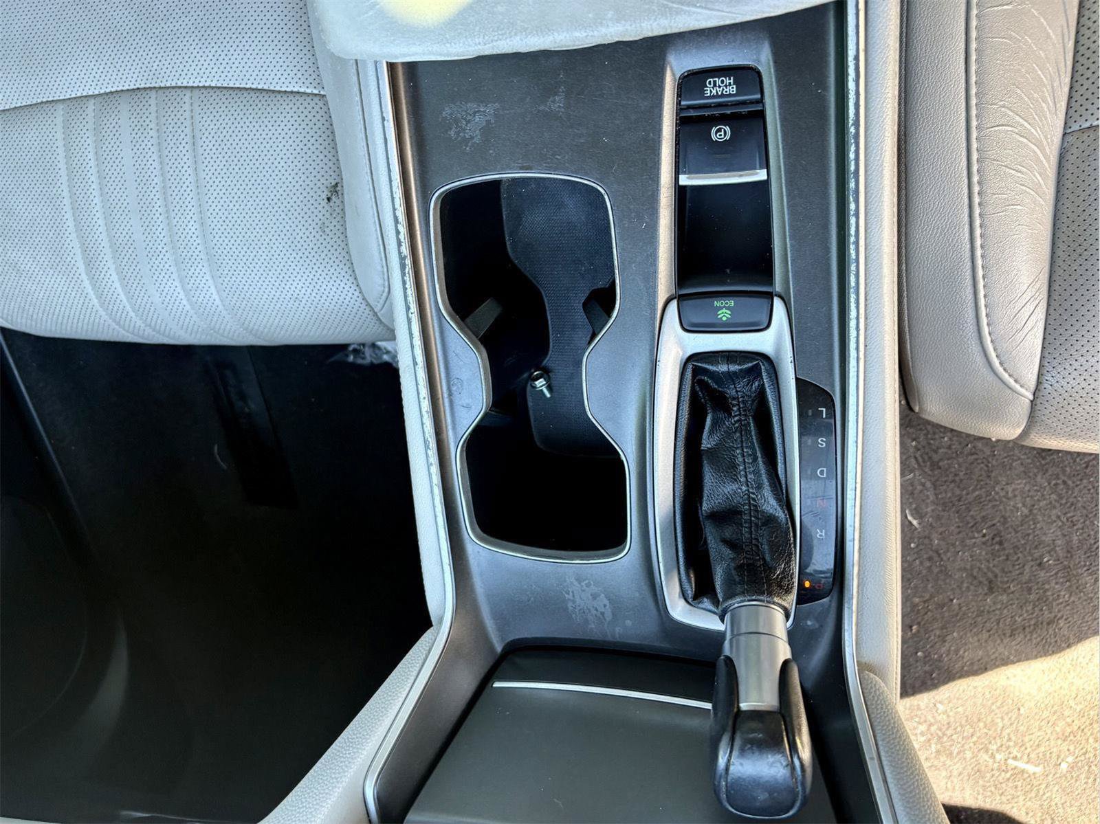 Used 2018 Honda Accord EX-L image 15