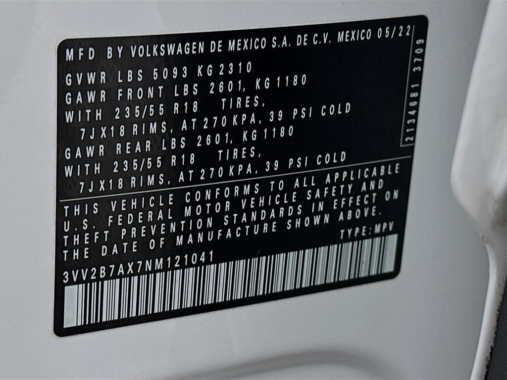 Used 2022 Volkswagen Tiguan SE image 31