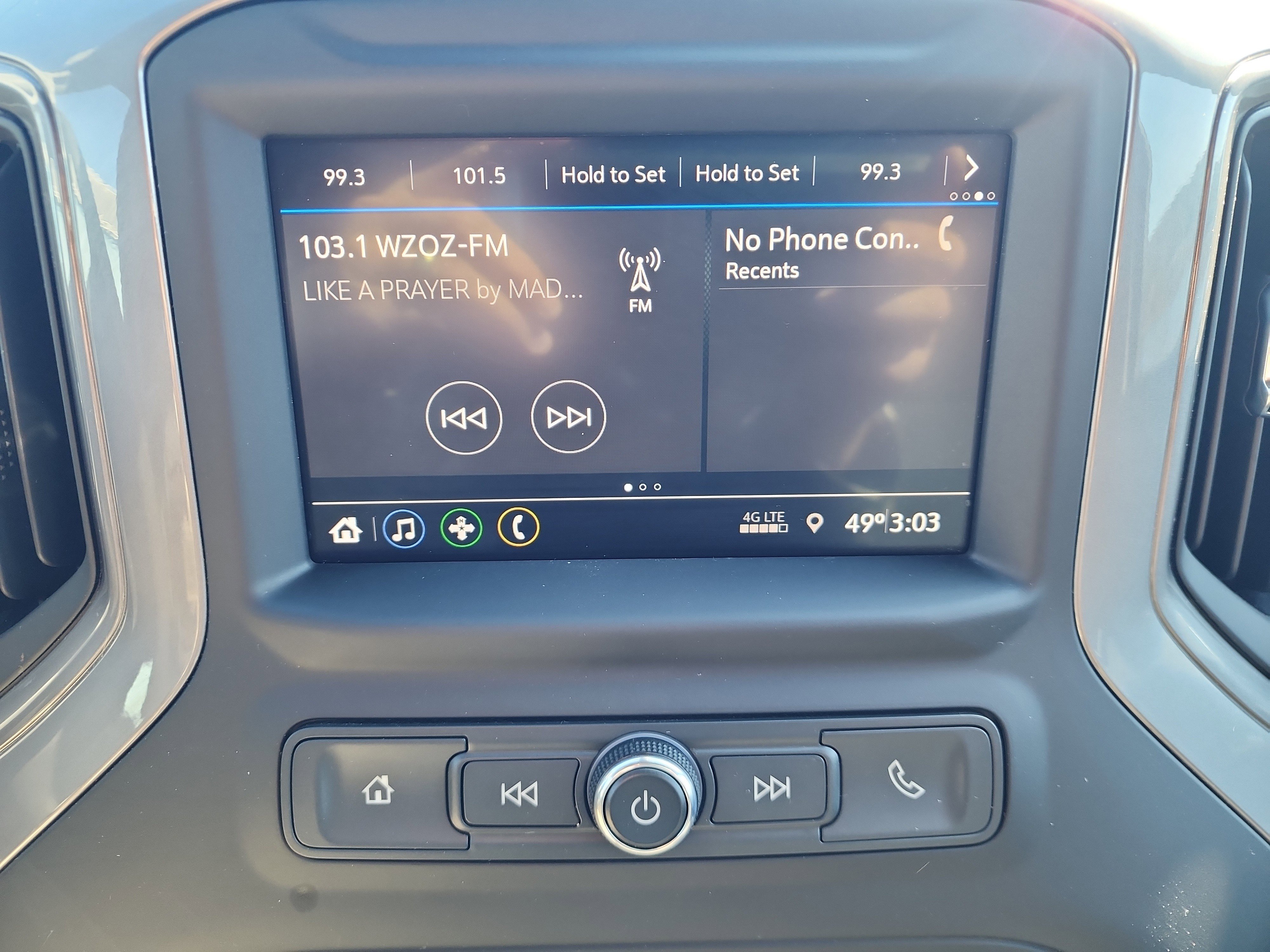 Used 2022 Chevrolet Silverado 2500 Custom w/ Custom Value Package image 18