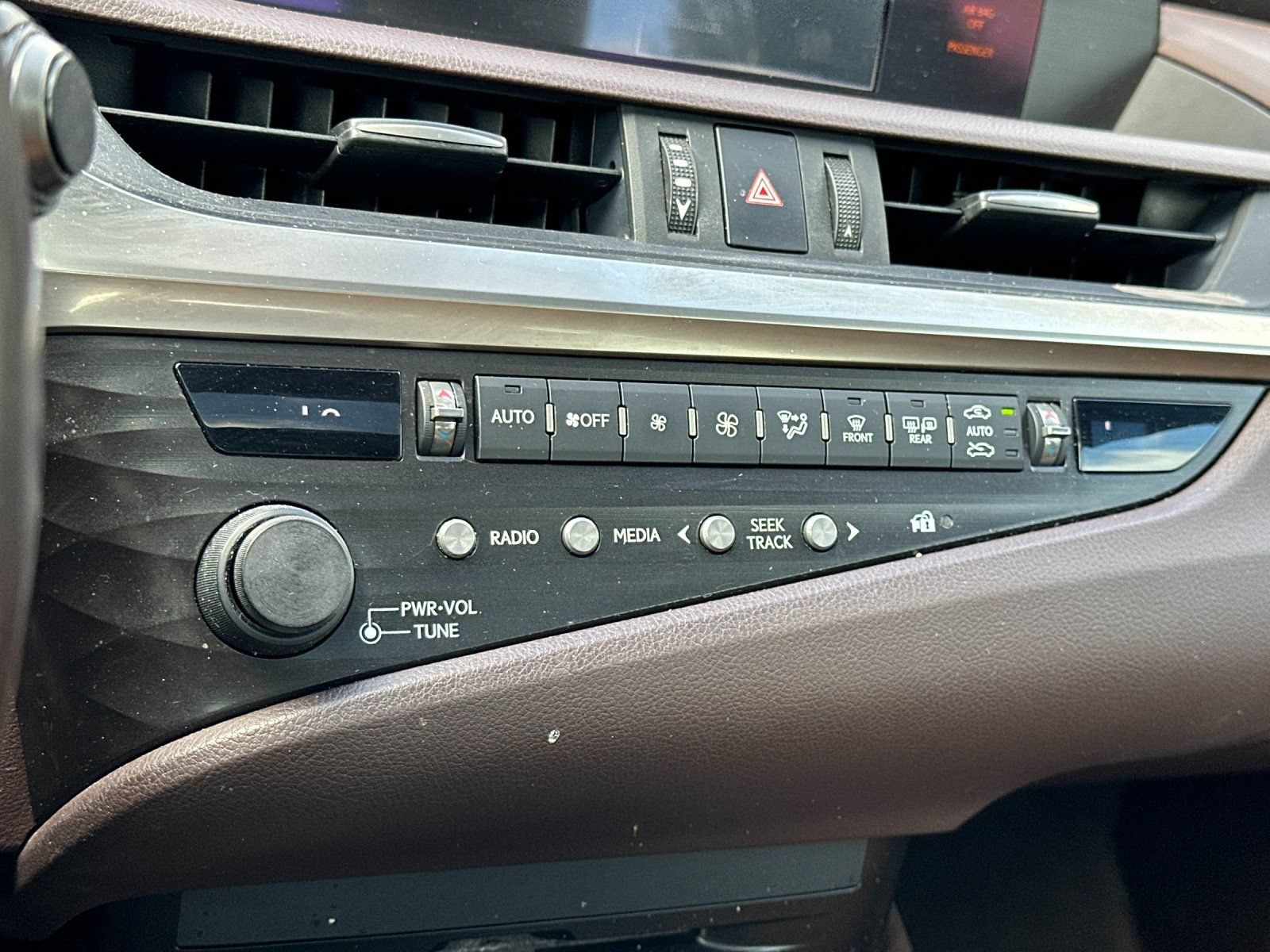 Used 2020 Lexus ES 350 w/ Accessory Package 2 FWD image 19