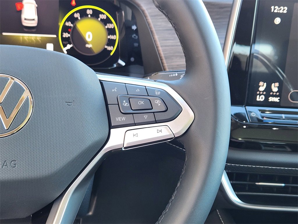 New 2026 Volkswagen Atlas SEL Premium R-Line image 17