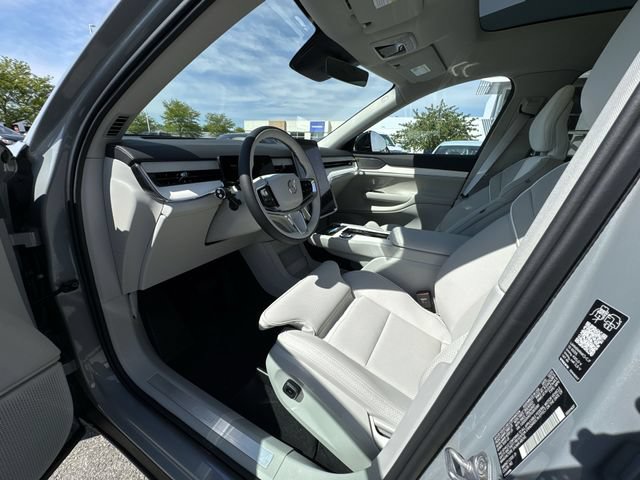 New 2026 Volvo EX90 Plus RWD image 10