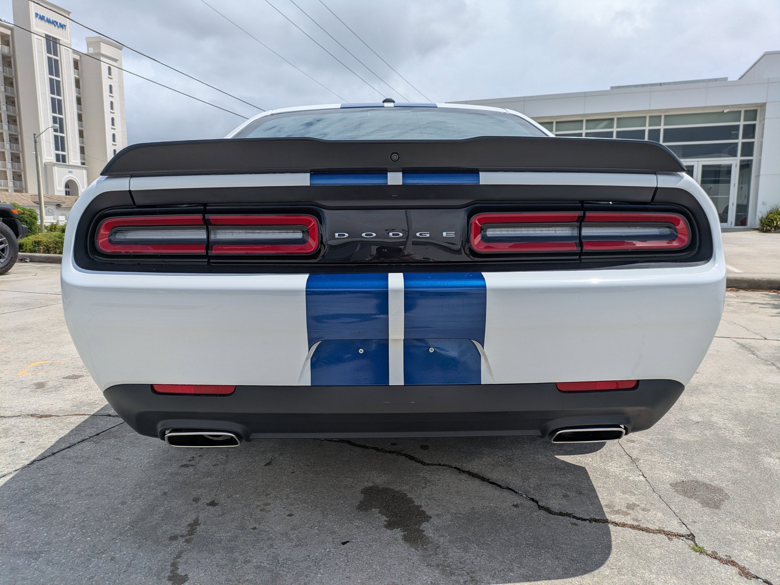 Used 2023 Dodge Challenger SXT image 5