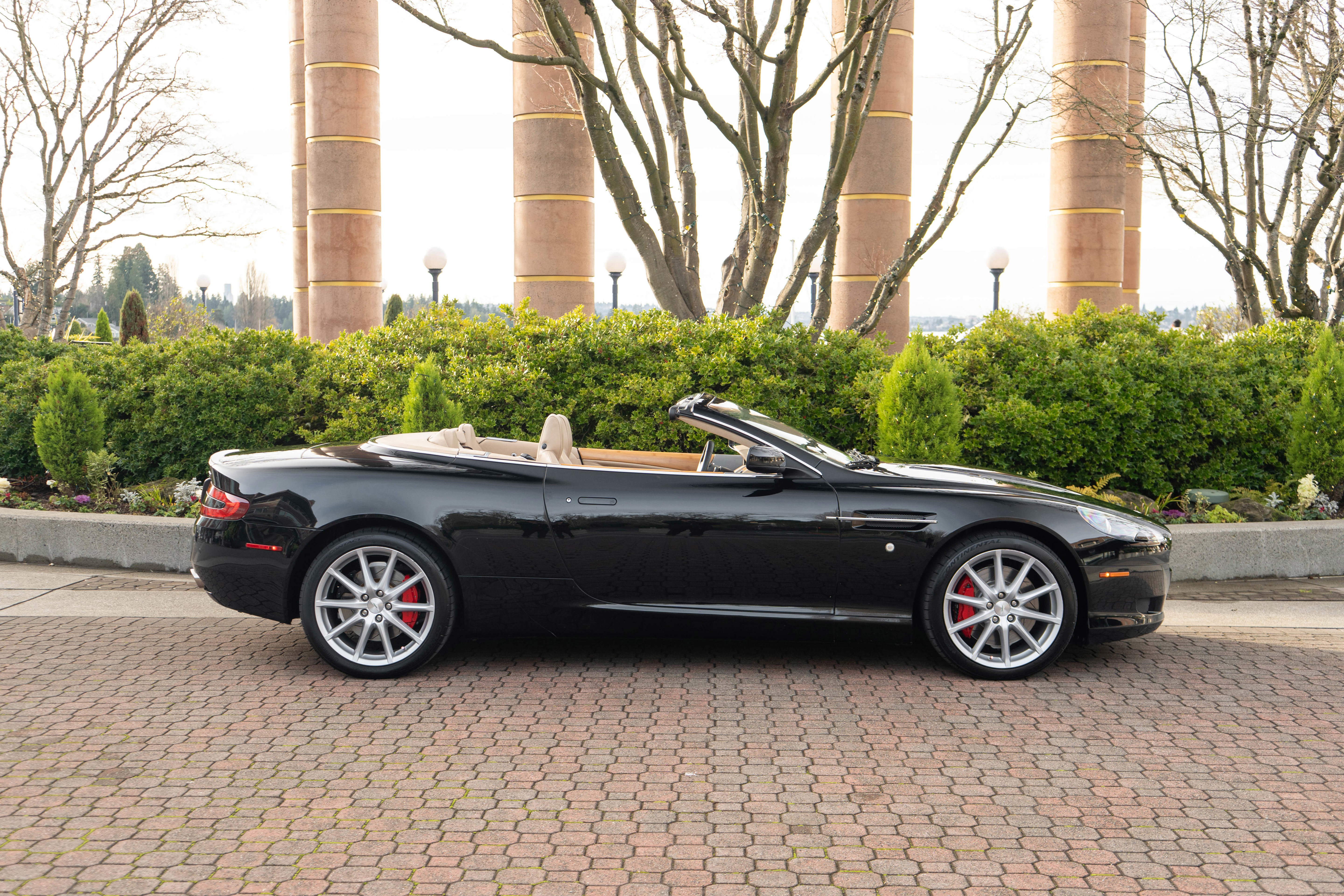 Used 2009 Aston Martin DB9 Volante image 47