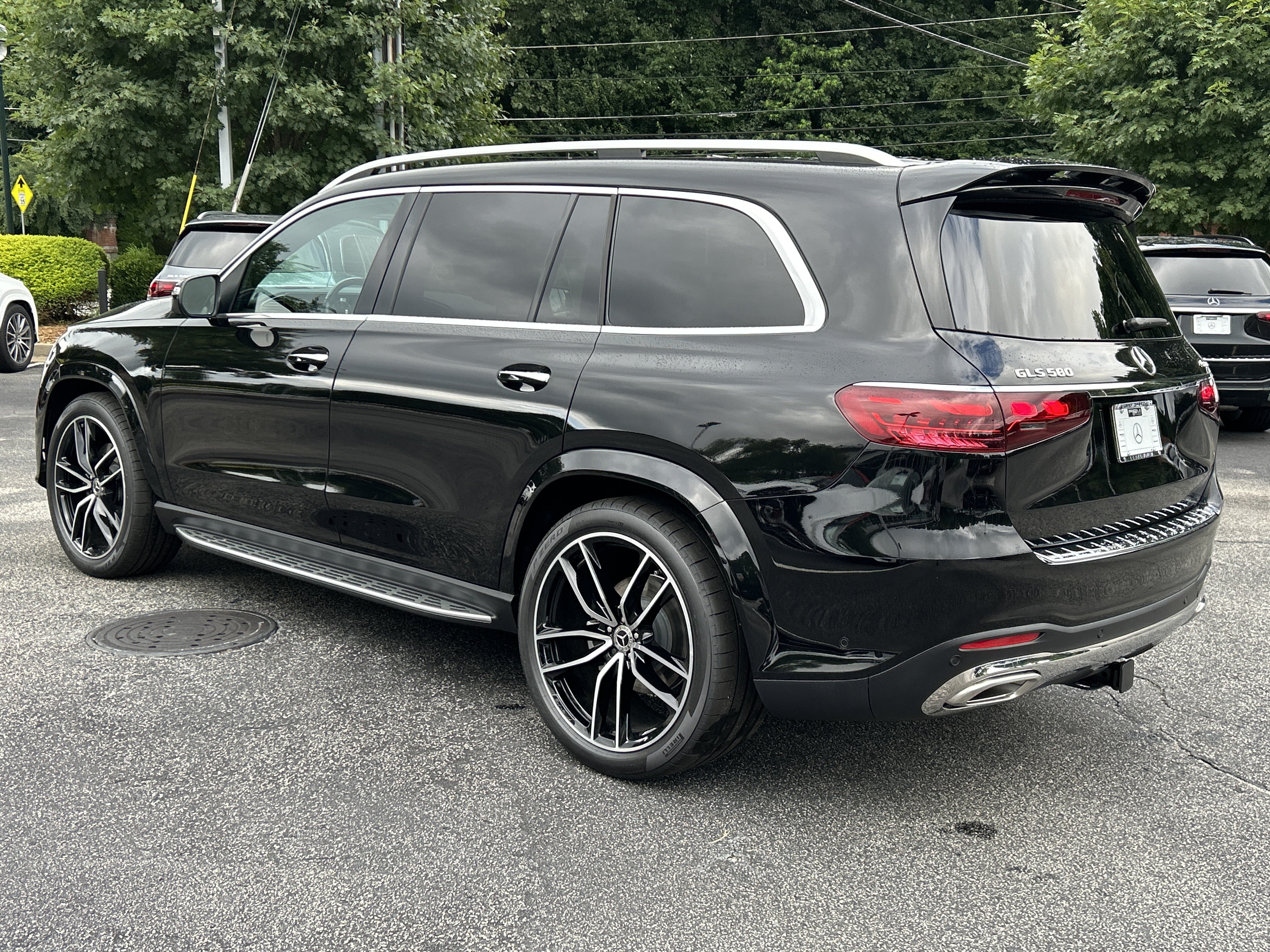 New 2026 Mercedes-Benz GLS 580 4MATIC image 13