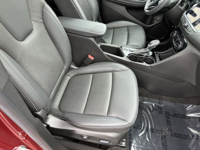 Used 2023 Buick Encore GX Essence w/ Experience Buick Package FWD image 28