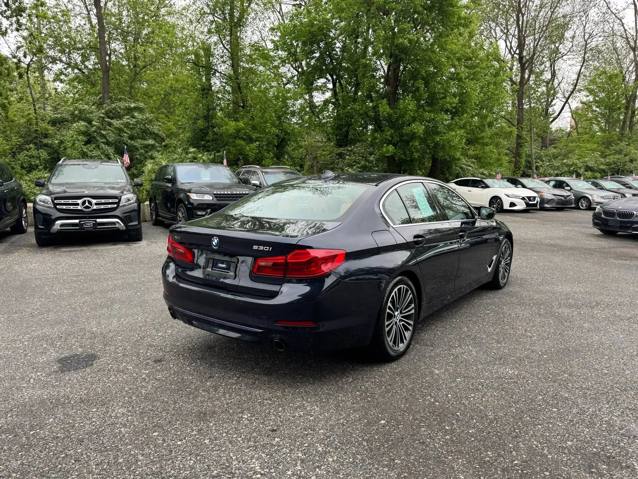 Used 2019 BMW 530i xDrive w/ Convenience Package AWD/4WD image 5