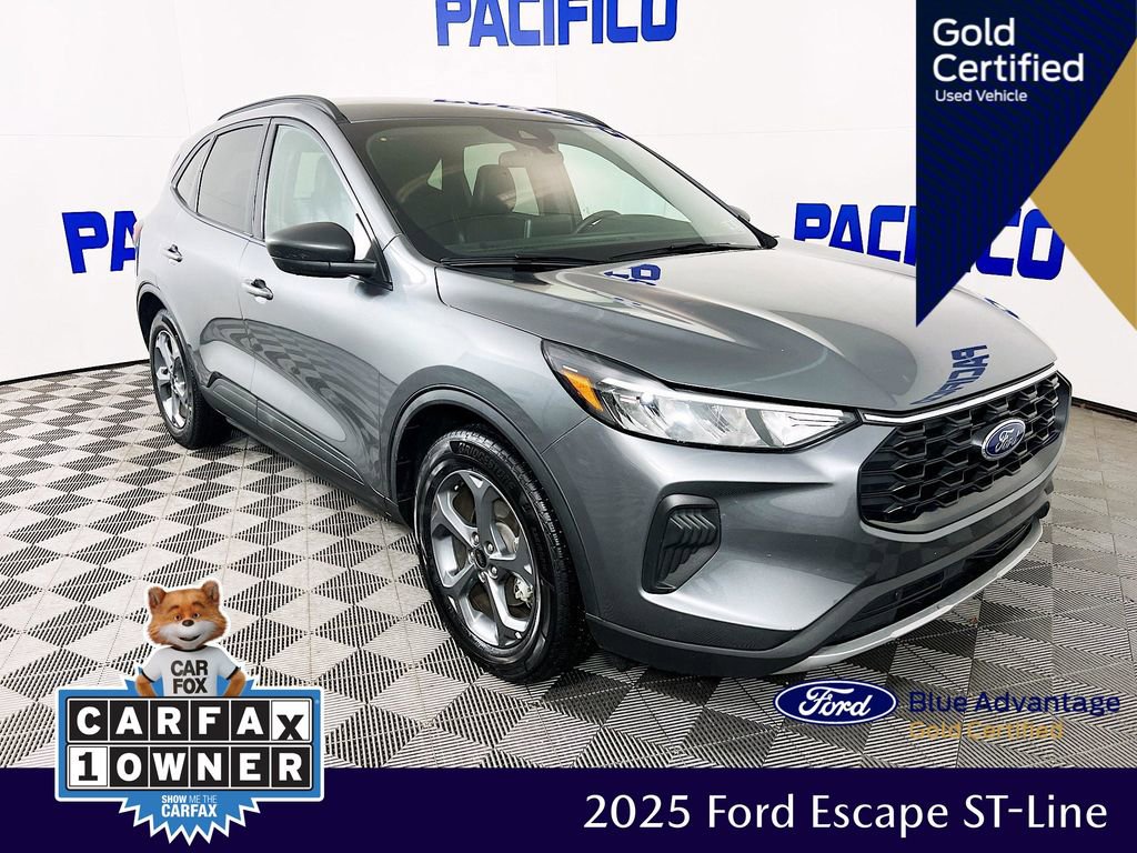 Certified 2025 Ford Escape ST-Line image 1