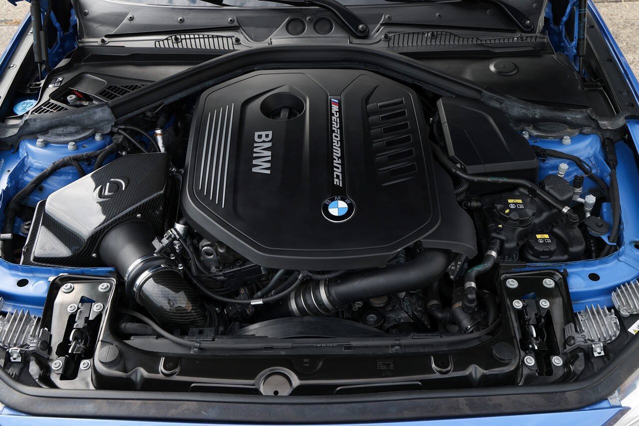 Used 2017 BMW M240i Coupe RWD image 10