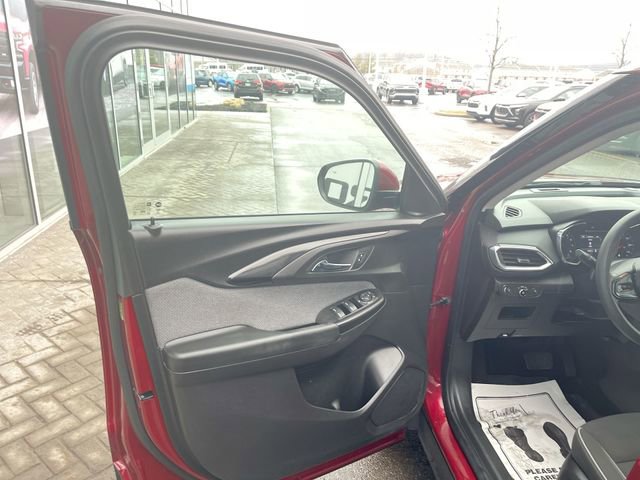 Used 2023 Chevrolet TrailBlazer LT w/ Convenience Package image 21