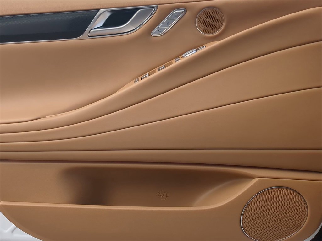 Used 2025 Genesis G80 2.5T image 30