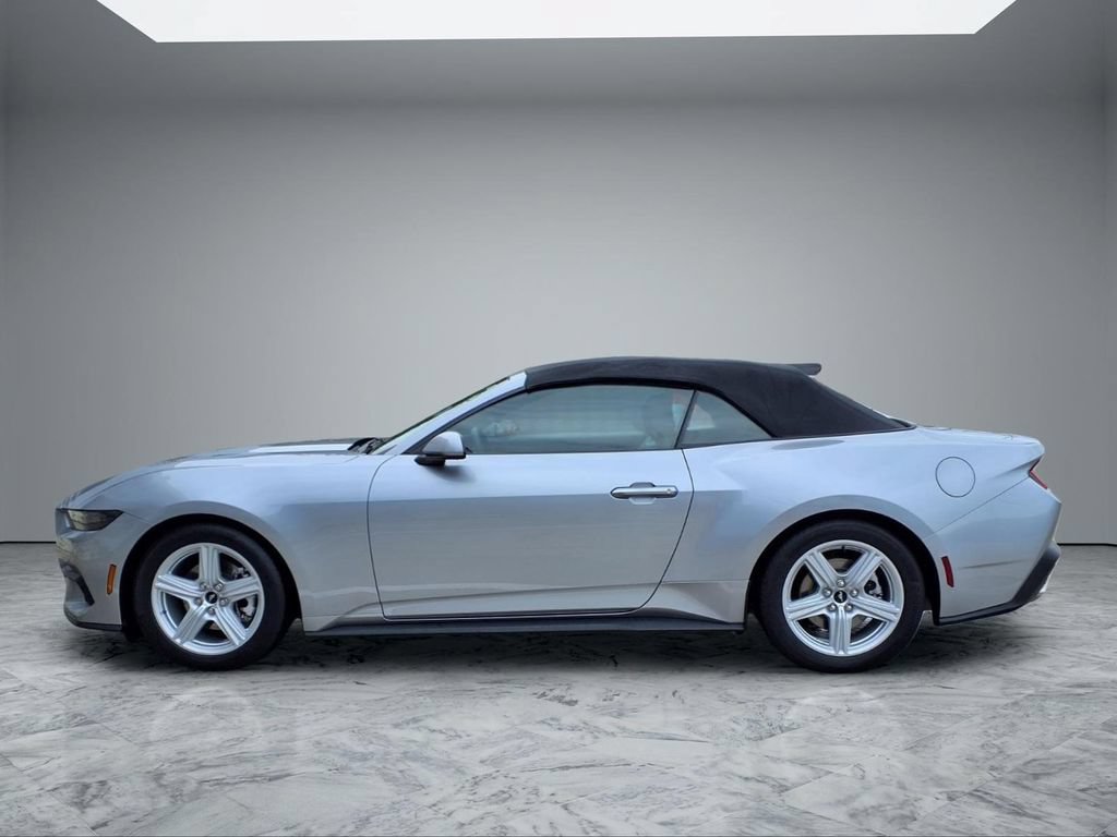 Used 2026 Ford Mustang Premium RWD image 4