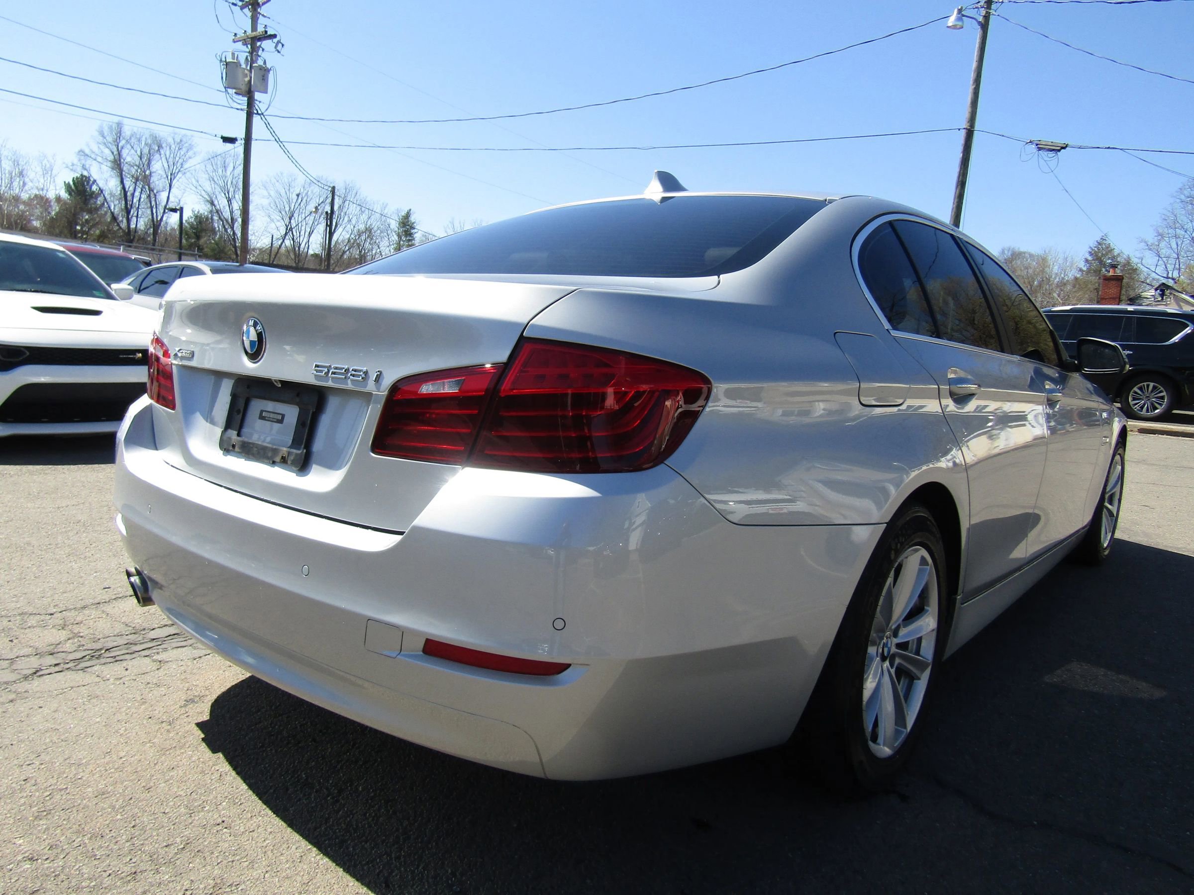 Used 2016 BMW 528i xDrive Sedan AWD/4WD image 7