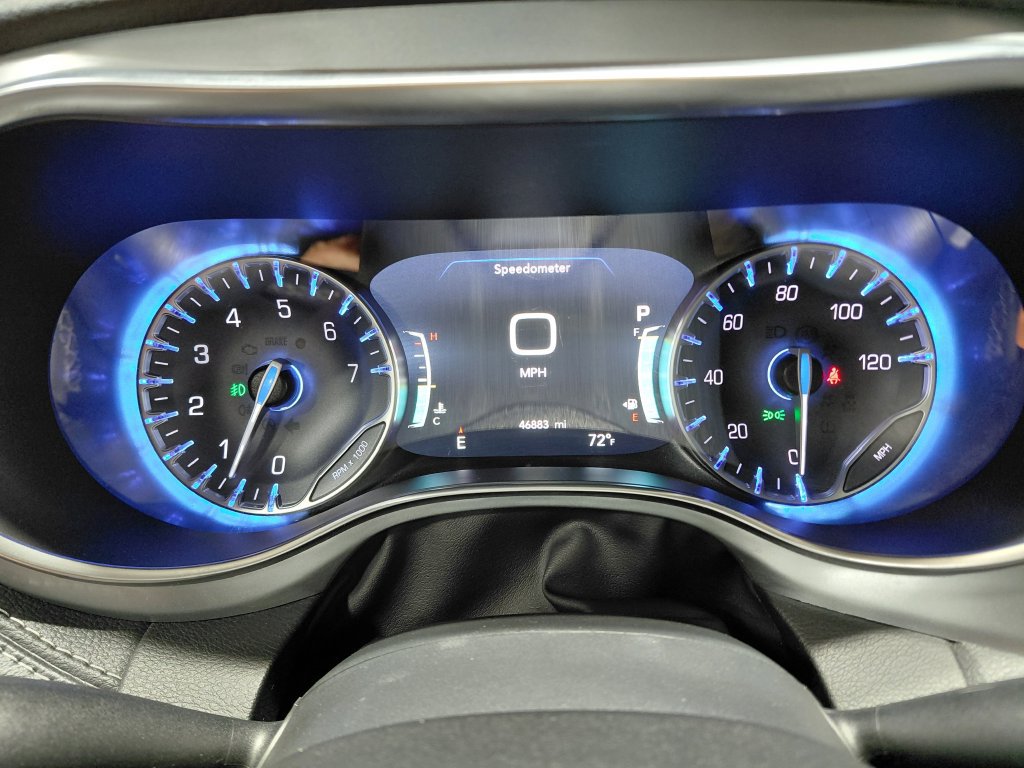 Certified 2026 Chrysler Pacifica Limited w/ S Appearance Package FWD image 37