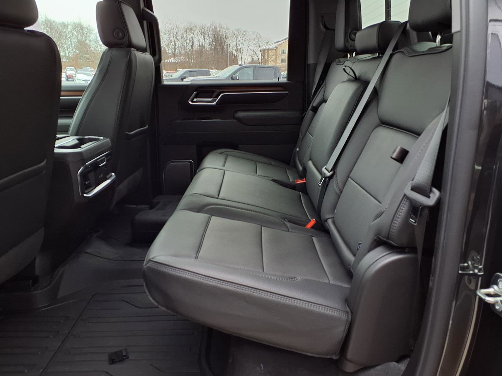New 2026 GMC Sierra 2500 Denali w/ Denali Reserve Package image 8