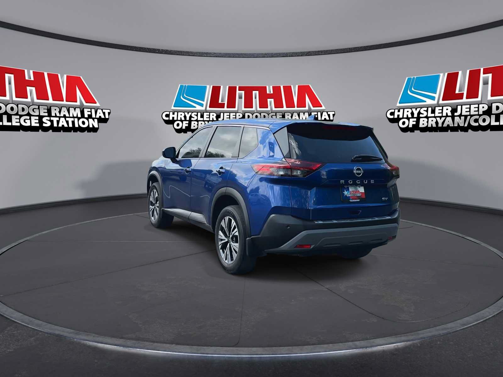 Used 2023 Nissan Rogue SV FWD image 6