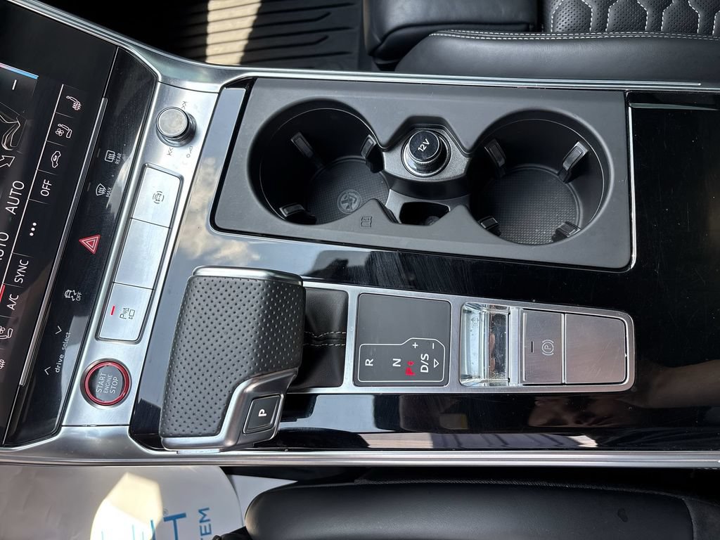 Used 2021 Audi RS 7 Sportback AWD/4WD image 23