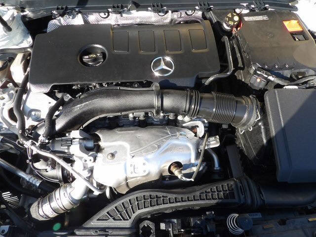 Used 2023 Mercedes-Benz CLA 250 image 34