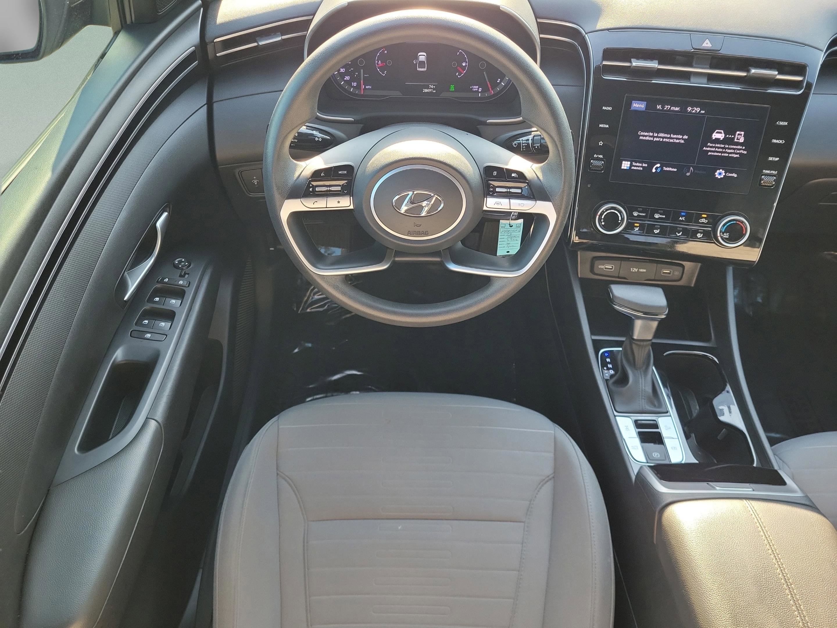 Used 2023 Hyundai Santa Cruz SE image 12