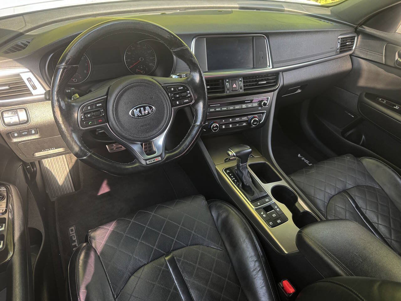 Used 2016 Kia Optima SX w/ Chrome Wheel Package FWD image 9