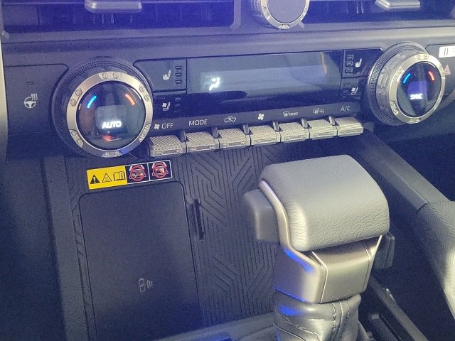 New 2025 Toyota Tacoma Trailhunter image 27