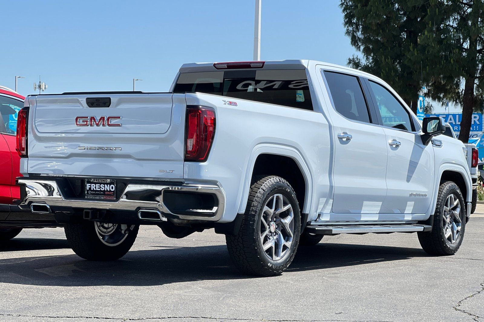 New 2026 GMC Sierra 1500 SLT w/ SLT Premium Plus Package AWD/4WD image 5