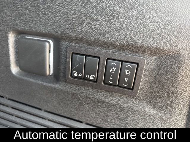 Used 2023 Chevrolet Tahoe Premier image 14