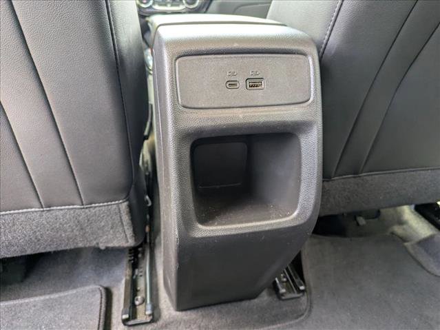 Used 2025 Chevrolet Trax LT w/ LT Convenience Package FWD image 16