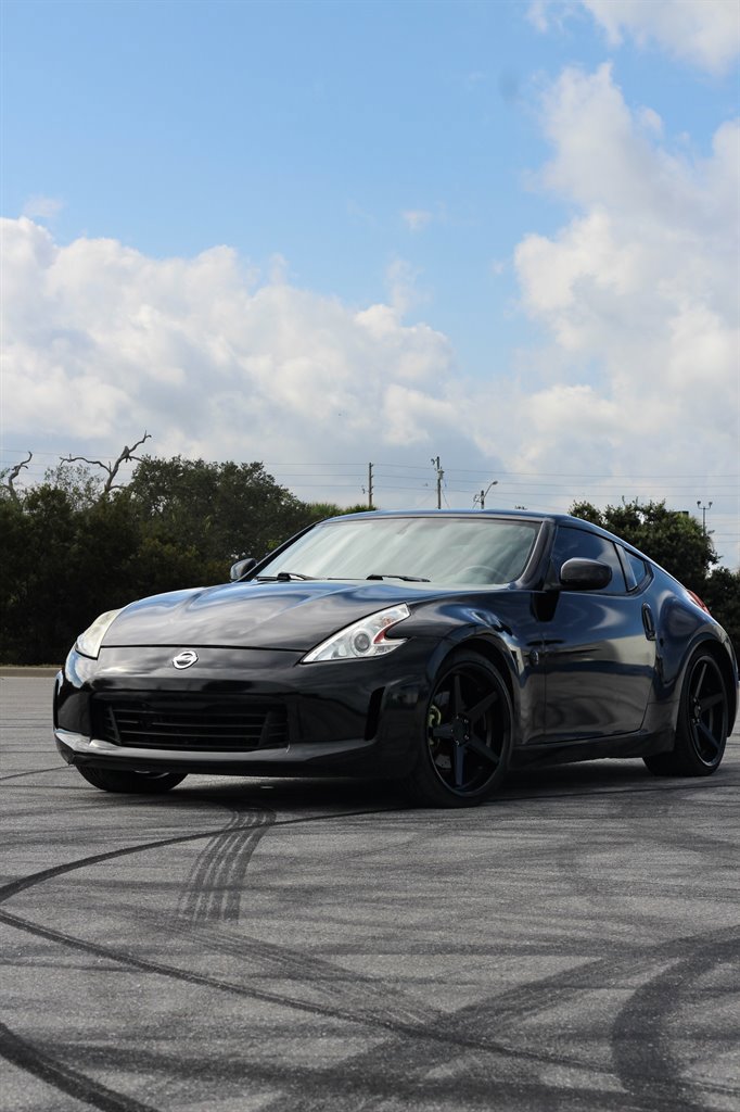 Used 2017 Nissan 370Z Sport image 5