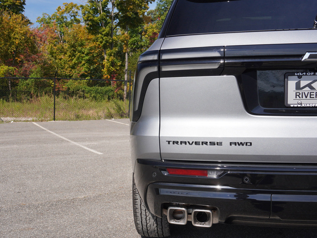 Used 2026 Chevrolet Traverse RS AWD/4WD image 20