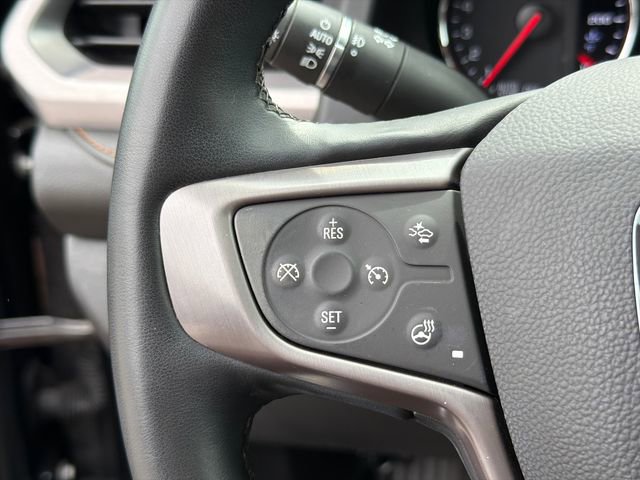 Used 2023 GMC Acadia AT4 w/ Technology Package image 25