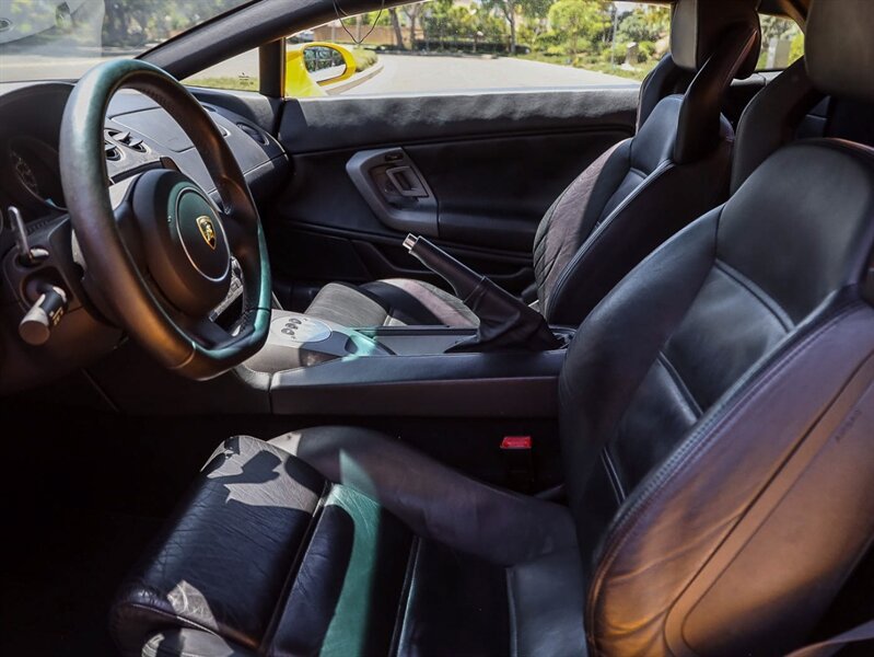 Used 2004 Lamborghini Gallardo AWD/4WD image 19