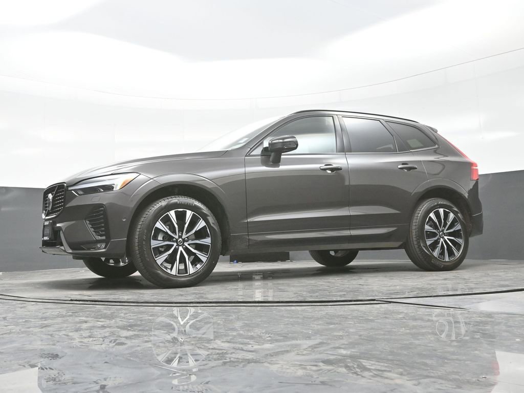 Used 2025 Volvo XC60 B5 Plus w/ Climate Package AWD/4WD image 20