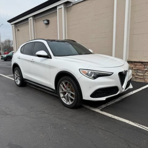 Used 2018 Alfa Romeo Stelvio Ti Sport AWD/4WD image 1