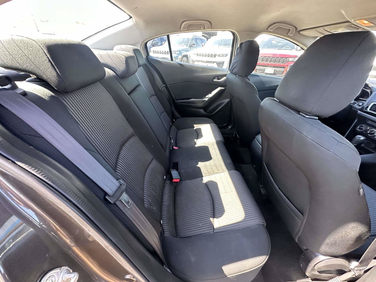 Used 2016 MAZDA MAZDA3 i Sport w/ Preferred Equipment Package FWD image 28