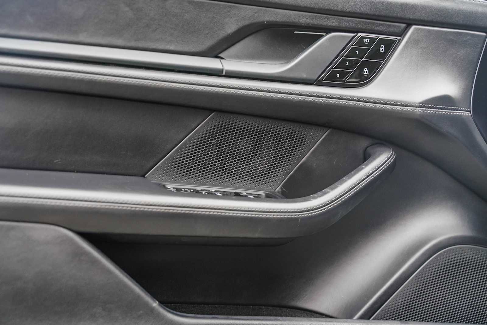 Used 2021 Porsche Taycan Turbo w/ Premium Package image 20