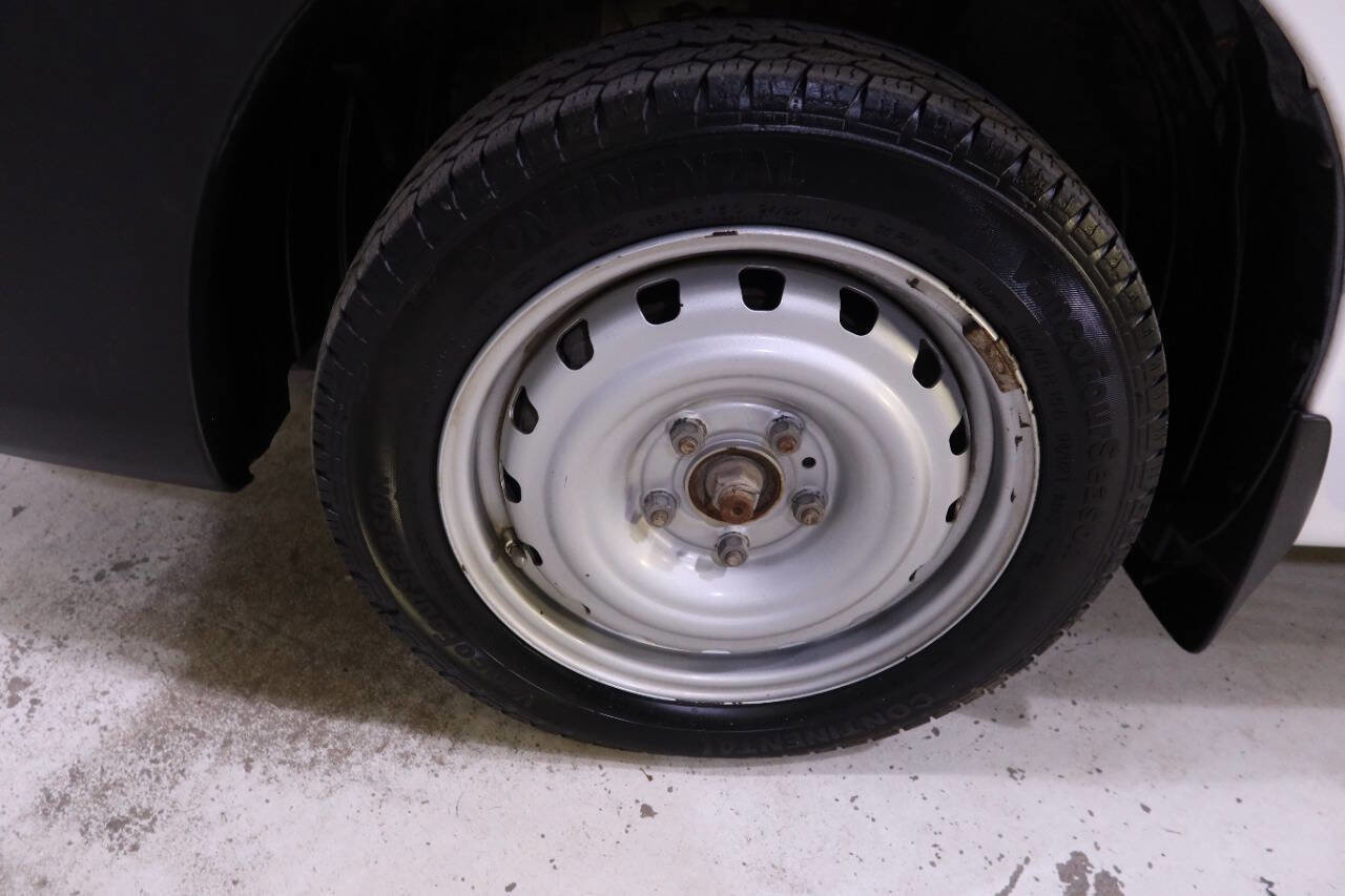 Used 2017 Nissan NV200 S w/ Back Door Glass Package FWD image 10