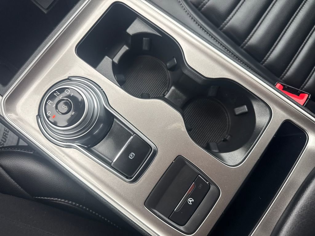 Used 2024 Ford Edge SEL w/ Convenience Package image 40