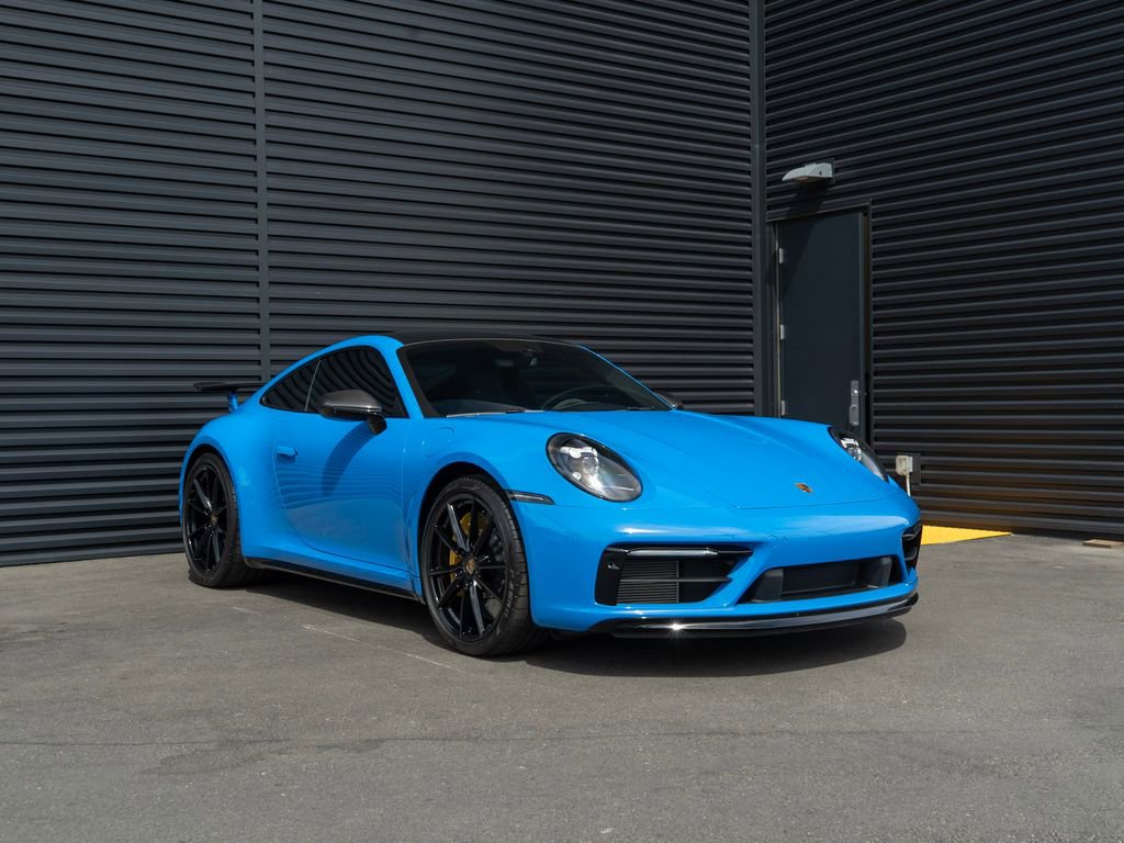 Used 2023 Porsche 911 Carrera image 7