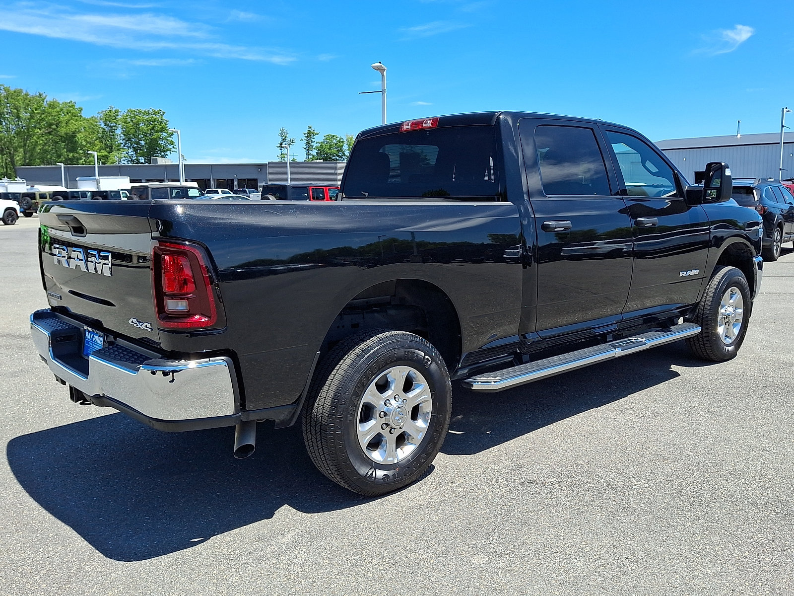 Used 2025 RAM 2500 Big Horn AWD/4WD image 6