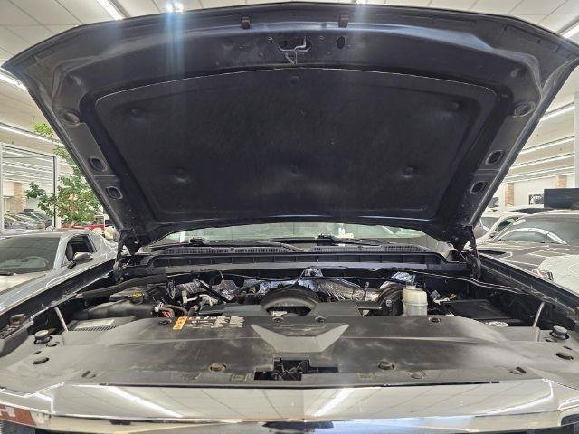 Used 2018 Chevrolet Silverado 1500 LT w/ All Star Edition AWD/4WD image 36